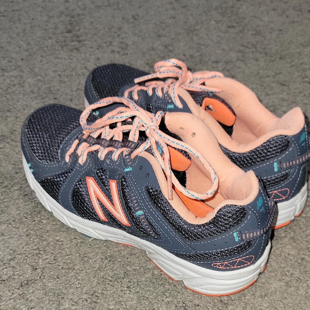 New Balance Sneakers Size 8